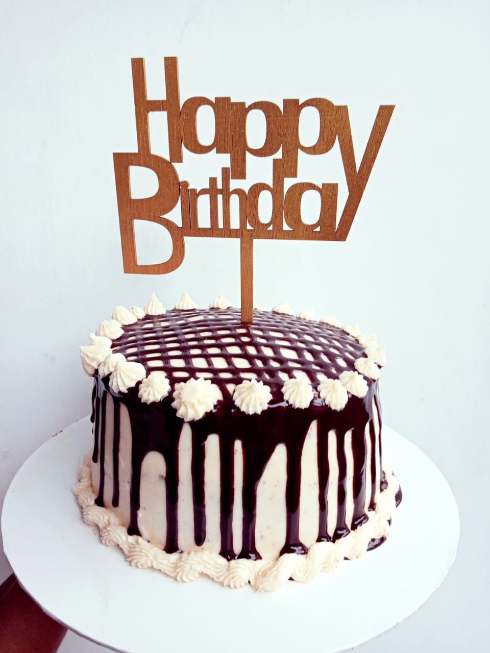 Chocolate Drip Cake – Birthday Cakes, Cakes by Malsha, Minuwangoda