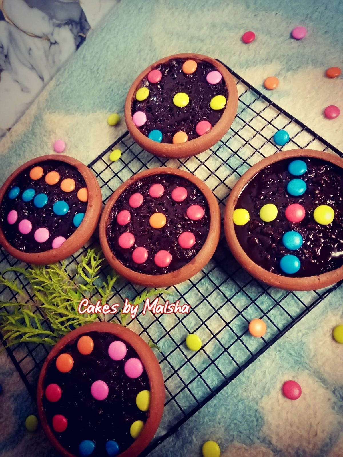 Rainbow Button Pot Cakes – Pot Cakes, Cakes by Malsha, Minuwangoda